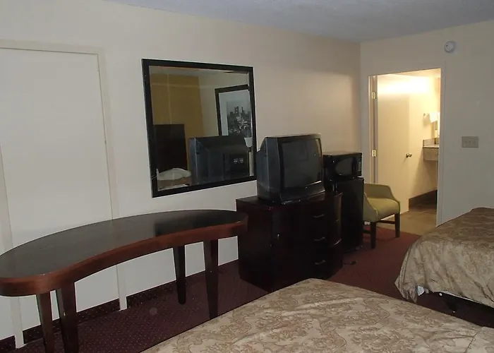 Royal Motel *
